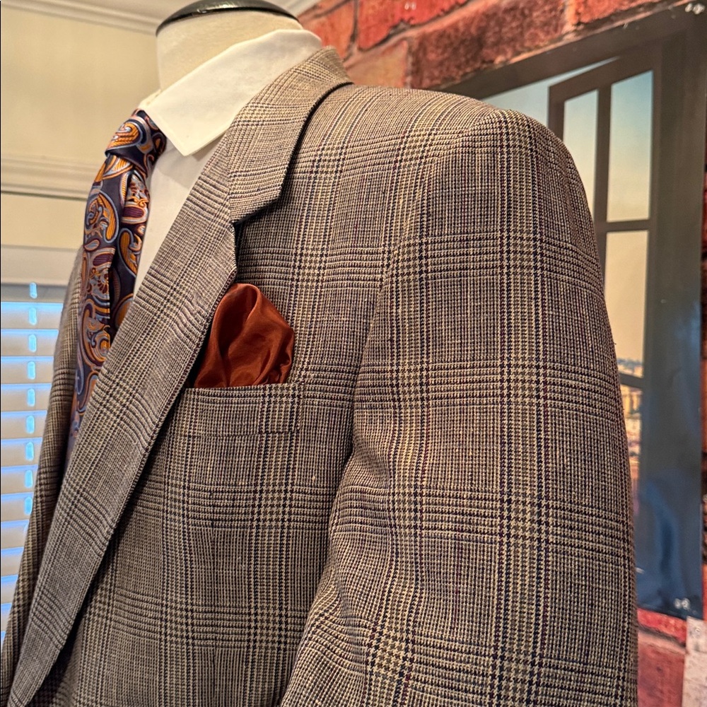 Versini Sport Coat - Picture 15 of 17